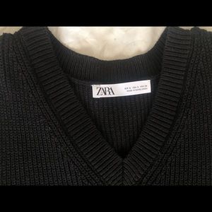 ZARA v-neck black sweater vest. size s.